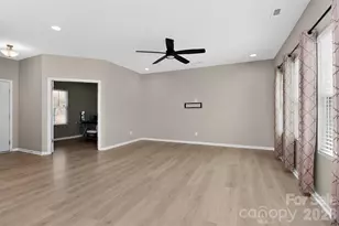 1127 Overland Dr, Dallas, NC 28034 - Photo 9