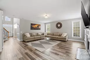 1711 Crestgate Dr, Waxhaw, NC 28173 - Photo 5