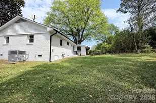 141 Short Hills Dr, Charlotte, NC 28217 - Photo 13