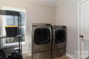 296 Stillwater Rd, Troutman, NC 28166 - Photo 23