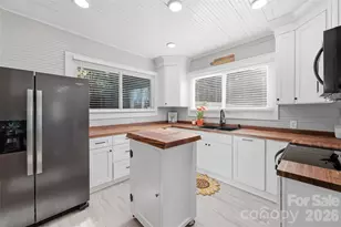 513 7th St SW, Taylorsville, NC 28681 - Photo 7