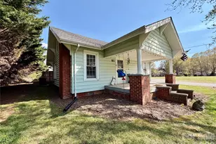 513 7th St SW, Taylorsville, NC 28681 - Photo 11