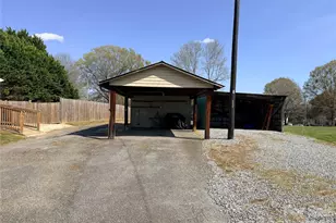 513 7th St SW, Taylorsville, NC 28681 - Photo 5