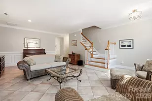 9423 Bonnie Briar Cir, Charlotte, NC 28277 - Photo 7