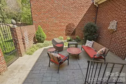 9423 Bonnie Briar Circle, Charlotte, NC 28277 - Photo 33