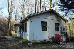 445 Autumn Ln, Tryon, NC 28782 - Photo 15