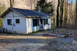 445 Autumn Ln, Tryon, NC 28782 - Photo 5