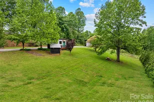 787 Ridge Rd, Marion, NC 28752 - Photo 21