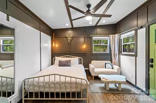 787 Ridge Rd, Marion, NC 28752 - Photo 5