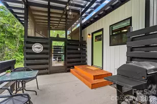 787 Ridge Rd, Marion, NC 28752 - Photo 3