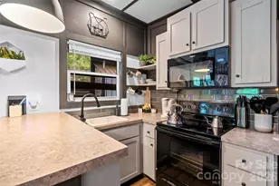 787 Ridge Rd, Marion, NC 28752 - Photo 5
