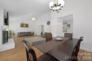 524 Regency Dr, Charlotte, NC 28211 - Photo 9