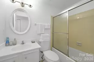 524 Regency Dr, Charlotte, NC 28211 - Photo 21