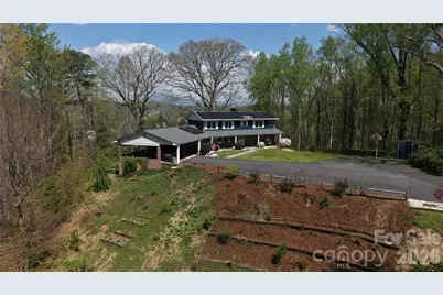 56 E Glenview Street, Marion, NC 28752 - Photo 3