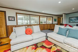 56 E Glenview St, Marion, NC 28752 - Photo 23