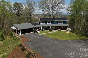 56 E Glenview St, Marion, NC 28752 - Photo 1