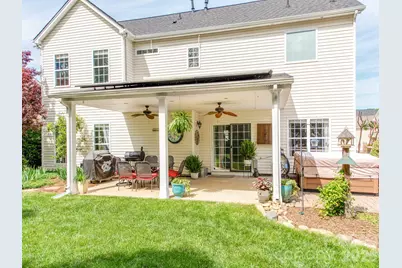 6135 Maple Leaf Avenue, Harrisburg, NC 28075 - Photo 3