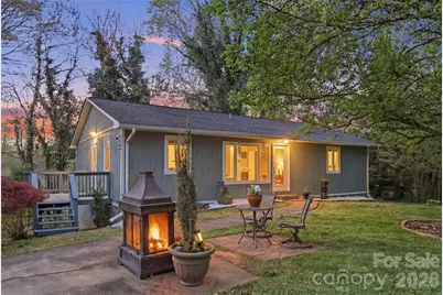 120 42nd Avenue Circle NE, Hickory, NC 28601 - Photo 1