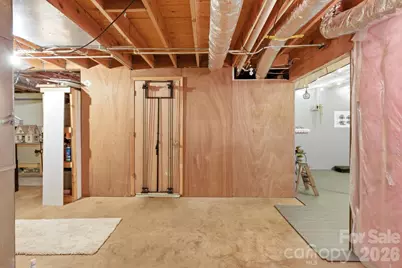 120 42nd Avenue Circle NE, Hickory, NC 28601 - Photo 37