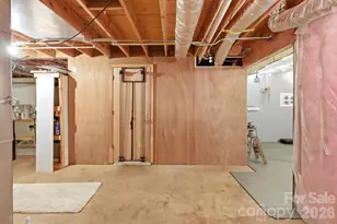 120 42nd Ave Cir NE, Hickory, NC 28601 - Photo 37