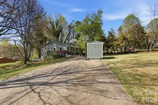 120 42nd Ave Cir NE, Hickory, NC 28601 - Photo 11
