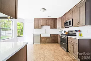 11001 Fox Mill Ln, Charlotte, NC 28277 - Photo 11