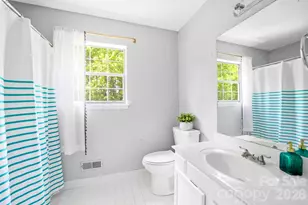 11001 Fox Mill Ln, Charlotte, NC 28277 - Photo 21