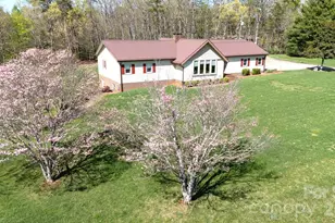 1368 Cajah Mountain Rd, Hudson, NC 28638 - Photo 5