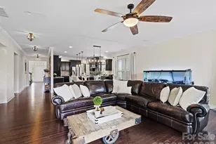 12610 Old Westbury Dr, Cornelius, NC 28031 - Photo 3