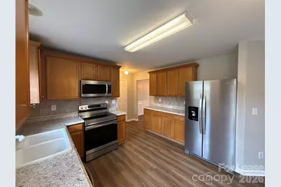 9407 Pepperidge Avenue NW, Concord, NC 28027 - Photo 9