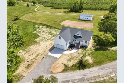 72 Canary Lane, Hendersonville, NC 28792 - Photo 3