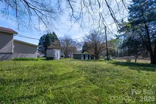 9730 Mt Holly-Huntersville Rd, Huntersville, NC 28078 - Photo 19