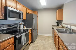 94 Foxden Dr, Fletcher, NC 28732 - Photo 9