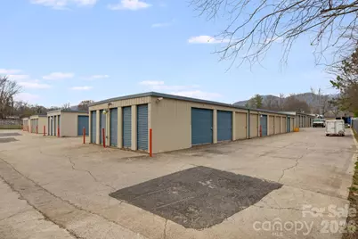 440 E State Street, Black Mountain, NC 28711 - Photo 9