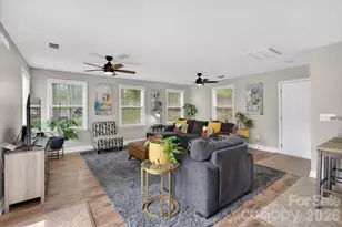 6308 Pineburr Rd, Charlotte, NC 28211 - Photo 5