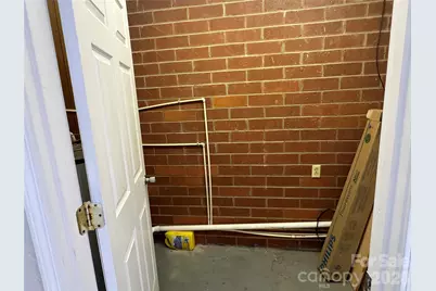 124 Fairway Shopping Center Street, Hudson, NC 28638 - Photo 7