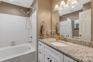 18695 Vineyard Point Ln, Cornelius, NC 28031 - Photo 25