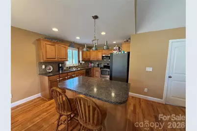 510 E Carpenter Street, Maiden, NC 28650 - Photo 7