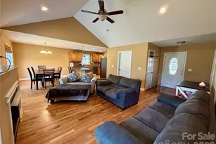 510 E Carpenter St, Maiden, NC 28650 - Photo 3