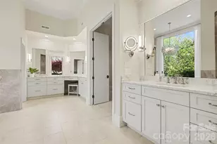 7225 Governor's Row, Charlotte, NC 28277 - Photo 23