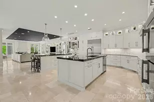7225 Governor's Row, Charlotte, NC 28277 - Photo 15