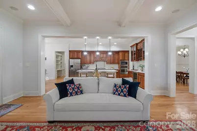 20609 Queensdale Drive, Cornelius, NC 28031 - Photo 13