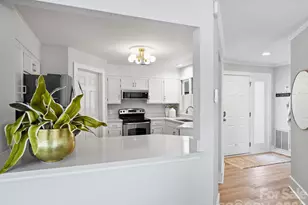 2719 Selwyn Ave, Charlotte, NC 28209 - Photo 5