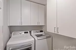 2719 Selwyn Ave, Charlotte, NC 28209 - Photo 17