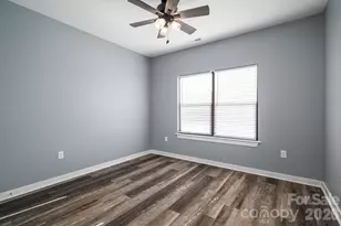 140 Shields Dr, Lincolnton, NC 28092 - Photo 9