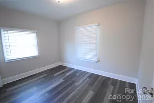 508 E Webb St, Dallas, NC 28034 - Photo 17