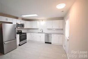 508 E Webb St, Dallas, NC 28034 - Photo 5