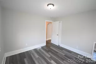 508 E Webb St, Dallas, NC 28034 - Photo 19