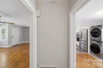 2214 Arnold Drive, Charlotte, NC 28205 - Photo 19