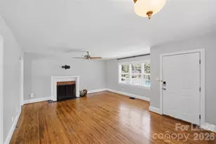 2214 Arnold Dr, Charlotte, NC 28205 - Photo 7